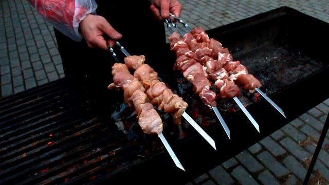 Горячий кейтеринг "На Дровах" в Екатеринбурге - Организация питания на выездном мероприятии смотреть онлайн