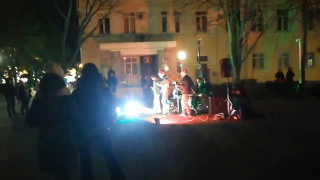 САМАЯ КРАСИВАЯ ЁЛКА КРАСНОДАРСКОГО КРАЯ, ГЕЛЕНДЖИК 2023 ГОД, САХАЛИН-ОМСК, НОВОГОДНИЕ ПРАЗДНИКИ смотреть онлайн