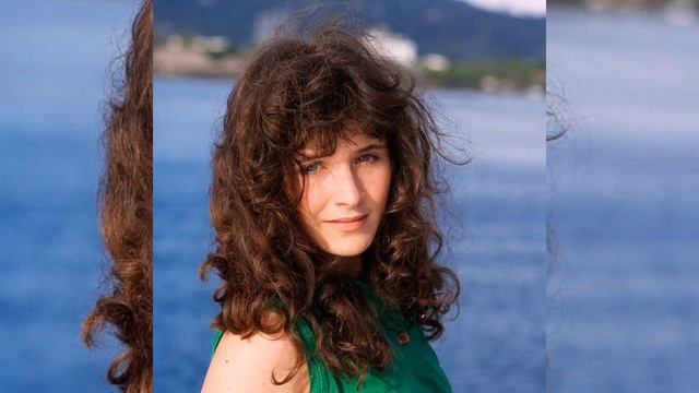 Elsa - Bouscule-moi смотреть онлайн