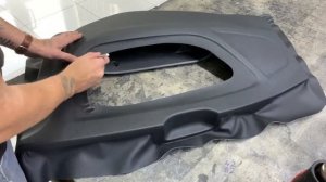 DAF 105 Дверные карты. Процесс поклейки.