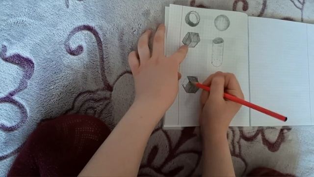 ?Чертение||уроки чертения||как нарисовать объёмный ромб и цилиндр??