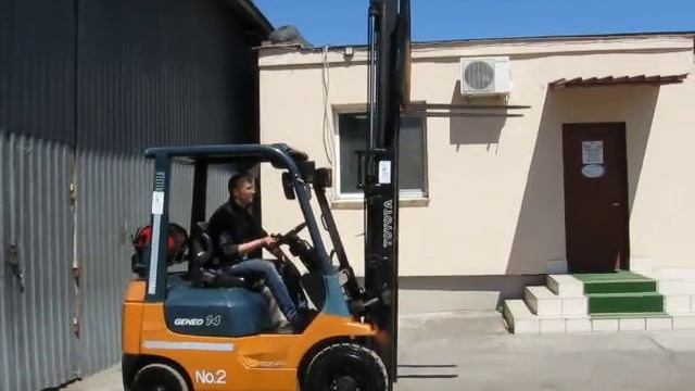 Газ-бензиновый погрузчик Toyota 02-7FG14 от компании Одесский погрузчик. www.pogruzka.biz смотреть онлайн