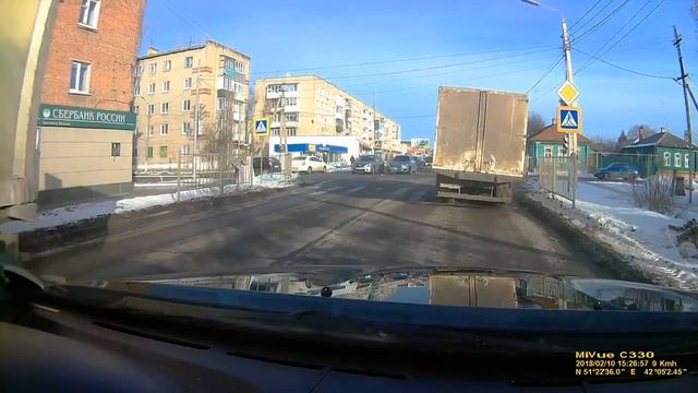 Смотреть всем! Запись ДТП с видео регистратора