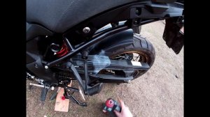 SUZUKI V-Strom DL 1000 XA.Т.О.  Замена масла и фильтра .