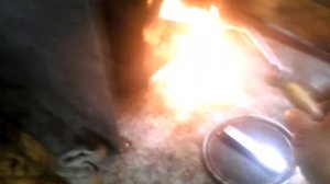 Бензиновая горелка, для плавки золота и серебра.