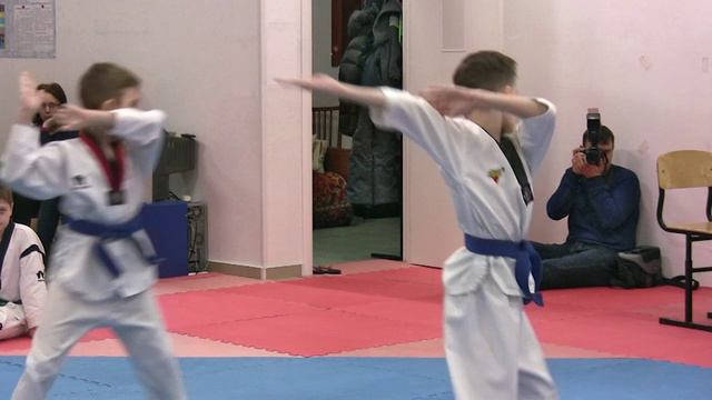 Тхэквондо. Алькор. Пхумсе. Финал смотреть онлайн