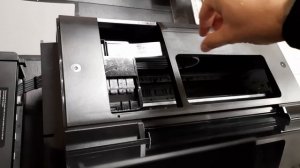 "Хлестает", шумит чернильный шлейф струйного принтера