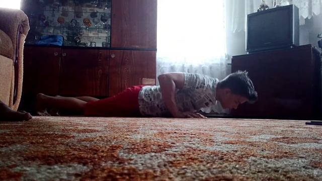 Как научиться отжиматься? Как отжиматься? смотреть онлайн