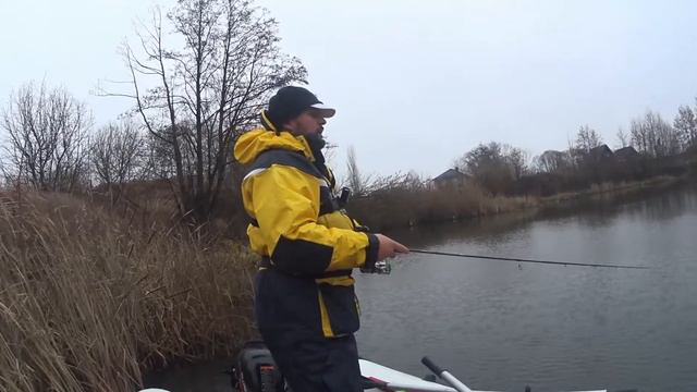 С лодки зимой смотреть онлайн