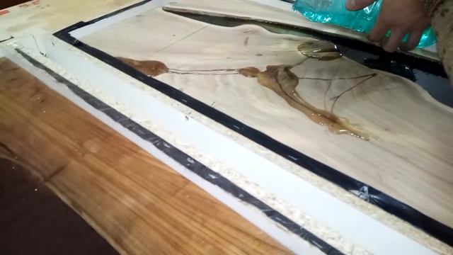 Заливка слэба эпоксидной смолой.