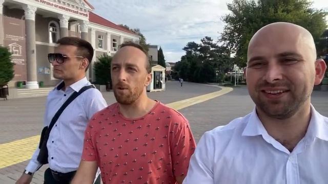 ПЕРЕЕЗД в Геленджик из Китая: честный ОТЗЫВ || Покупка КВАРТИРЫ в ЖК Лазурный-2: плюсы и минусы!