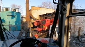 Работа крановщика. Демонтаж старой вышки сотовой связи краном Komatsu LW250M.Theworkofacraneoperato