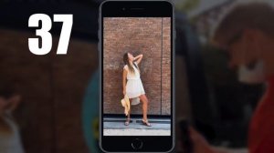 Фотосъемка на телефон. Профессиональная модель показывает 60 поз за 2 минуты для фотографа.