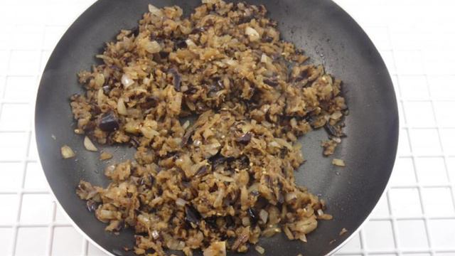 Лепешки из картофеля с баклажаном