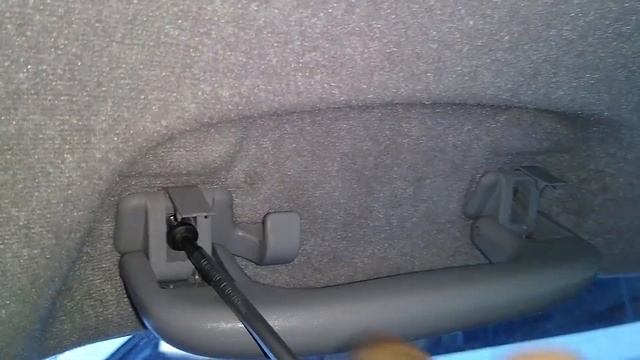 Opel / Vauxhall Corsa D roof antenna removal