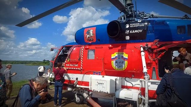 Система горизонтального и вертикального пожаротушения на вертолете Ка-32 и воздушный десант "в деле смотреть онлайн