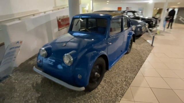 В чем уникальность легковых автомобилей Tatra смотреть онлайн