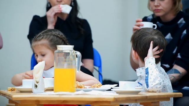 Праздник для мам 2018г. Старшая группа. смотреть онлайн