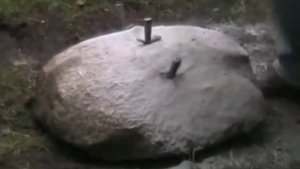 Как расколоть камень