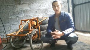Это лучше чем бензокоса !!!!! Самодельной роторной косилки из бензопилы дружба.