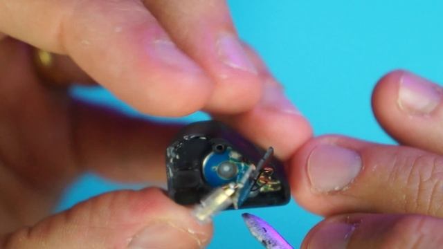 TEARDOWN FONES TRUTHEAR HEXA смотреть онлайн