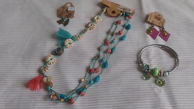 ЧТО КУПИТЬ И ПРИВЕЗТИ ИЗ ТУРЦИИ/РЕАЛЬНЫЙ ОБЗОР НУЖНЫХ ПОКУПОК/ТЕКСТИЛЬ/БИЖУТЕРИЯ/ПОСУДА/ОТПУСК 202 смотреть онлайн