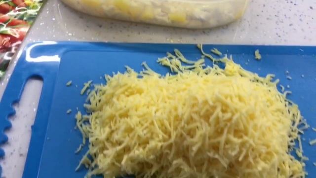 САЛАТ : КУРИЦА С АНАНАСАМИ