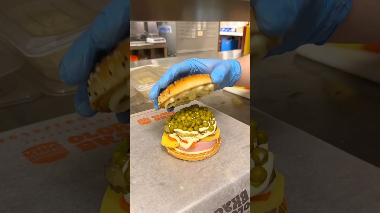 Настроение: «Оливье бургер» из БК смотреть онлайн