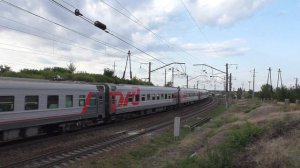 ЭП1-348 с поездом №278 Санкт-Петербург - Анапа