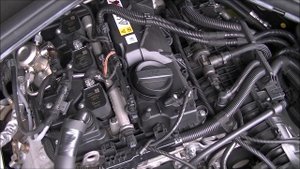 BMW F20 lci 118i B38B15A Engine sound engine cover off