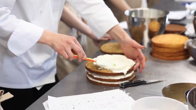 МАСТЕР-КЛАСС СВАДЕБНЫЙ ТОРТ / ШЕФ-КОНДИТЕР АННА КРАСОВСКАЯ