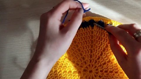 Салфетка "Джуна"/крючком/