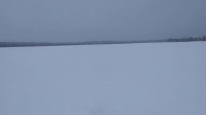 рыбалка на черном озере.