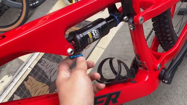 SIÊU LƯỚT thiếu thùng thành mới Xe 2 phuộc Carbon Twitter Overlord ? #SĐT_0705678567 смотреть онлайн