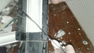 Кратко - стыкуем углы потолочного или напольного плинтуса