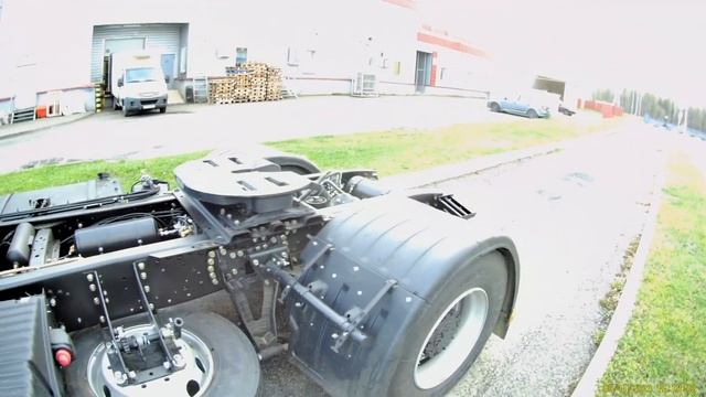 МАЗ Простор с колесной формулой 4х2/MAZ Prostor with a 4x2 wheel formula смотреть онлайн