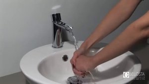 Смеситель для раковины с изливом в виде каскада (водопада) Bellosta Mosè (www.santehimport.com)