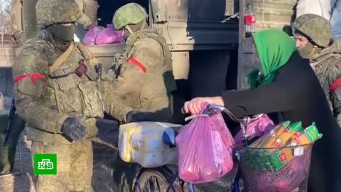 Российские военные доставили еще одну партию гумпомощи в деревни Черниговской области