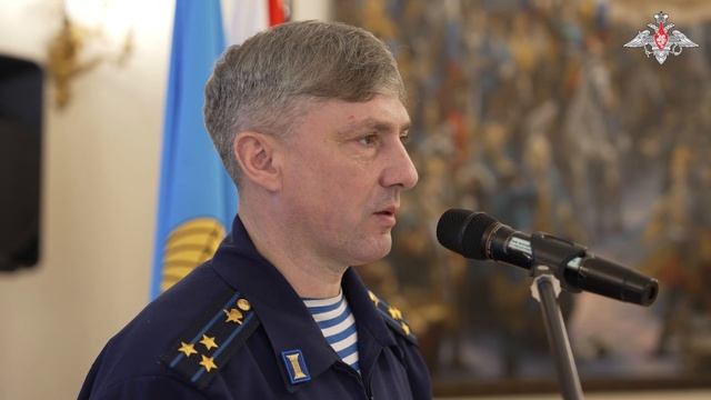 Военнослужащим ВДВ вручили денежные сертификаты за подбитые танки производства стран НАТО
