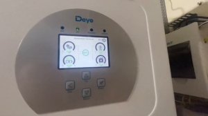 Does DEYE PV INVERTER need an external ATS (automatic transfer switch) for a Hybrid on-grid system?