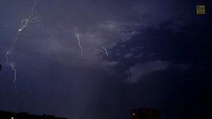 Таймлапс молнии грозы