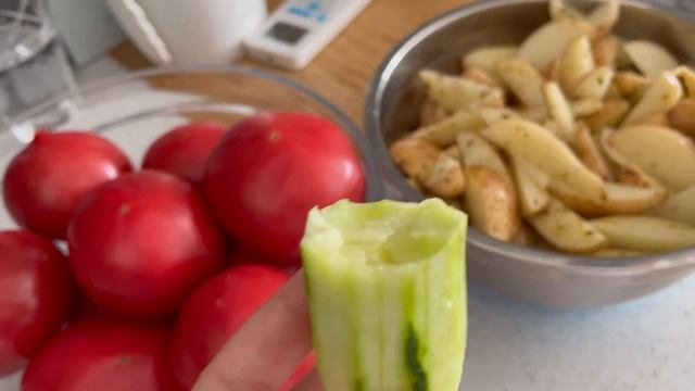 Прошло 2 недели - сколько я вешу? ГОТОВЛЮ СОУС TZATZIKI (дзадзики) Ребенок заболел , чем лечимся? смотреть онлайн