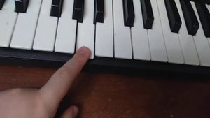 Как играть на синтезаторе песню с днём рождения тебя