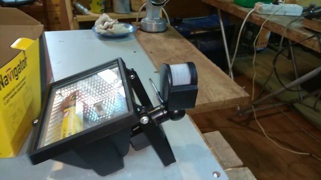 Галогенный прожектор или светодиодный прожектор? смотреть онлайн