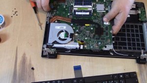 Asus K56CM Замена клавиатуры