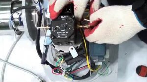 Ремонт котла Kiturami KSO 50 70   Замена соединительной муфты топливного насоса