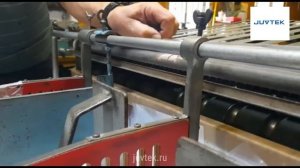 Антистатические щетки промышленные JUVTEK К29 на станке для производства полиэтиленовых пакетов