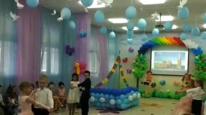 Танго в исполнении выпускников детского сада N13