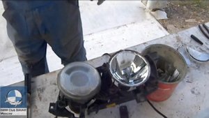 BMW e34 замена стёкл фар своими руками