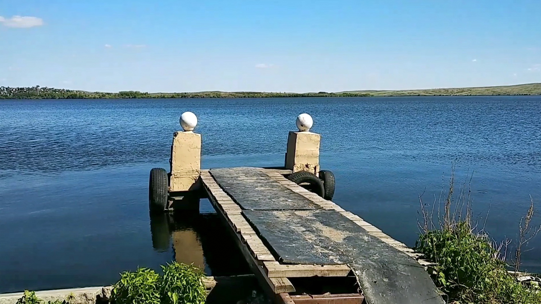 Поселок урал. Река Урал Магнитогорск. Берег Урала Магнитогорск. Магнитогорск Прибрежный парк. Пос Речной Магнитогорск.